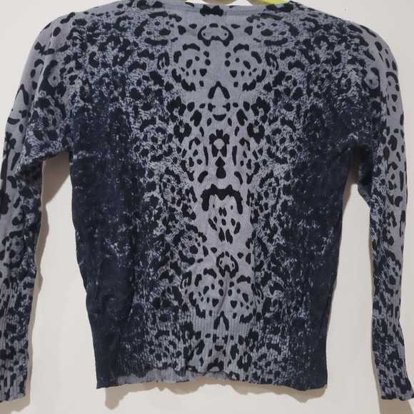 Cheetah print black and grey blouse - Picture 2 of 2